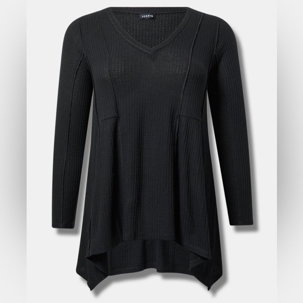 NWT Torrid Deep Black Waffle V-Neck Bell Sleeve Sharkbite Top